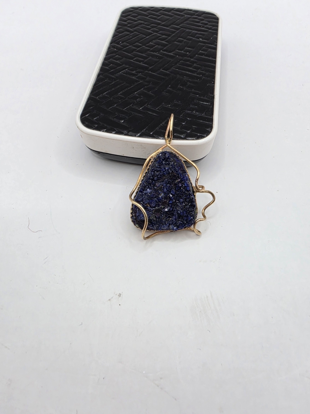 Artisan 60s-70s Handmade 10K Gold Azurite Malachite Triangular Pendant